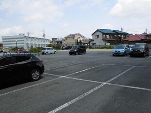 クイーンハイツ静峰（高崎市芝塚町）の物件外観写真